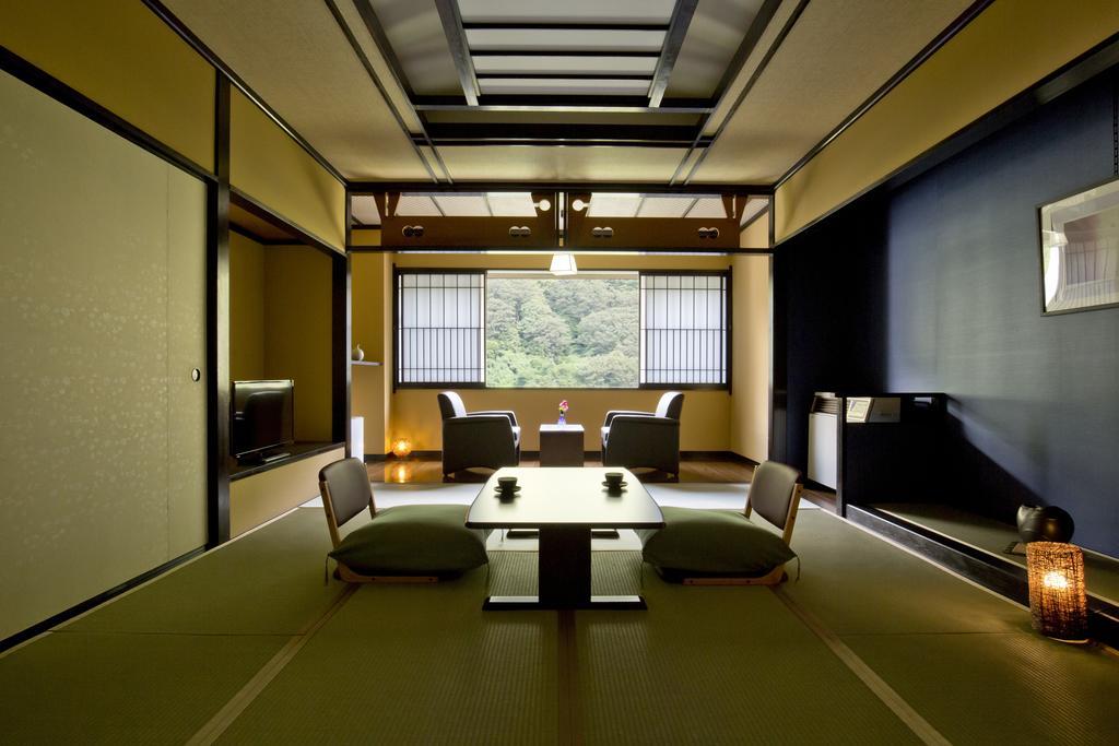 Takamiya Ryokan Beni Tozawa Habitación foto