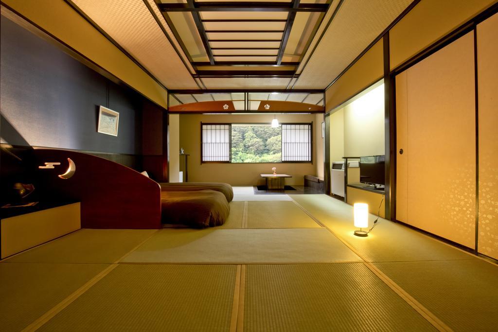 Takamiya Ryokan Beni Tozawa Habitación foto
